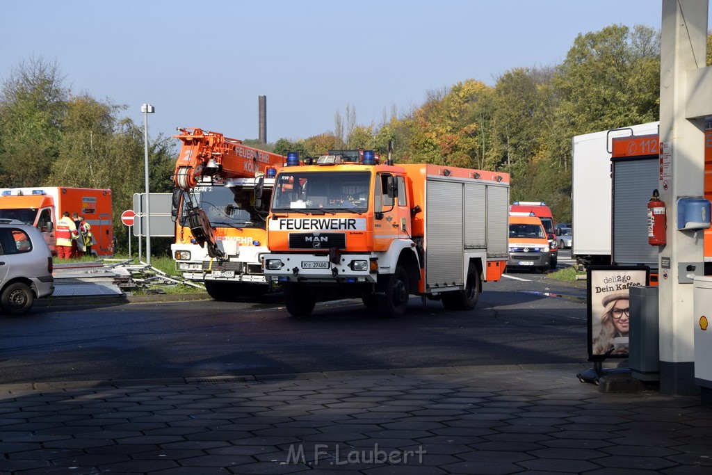 VU PKlemm LKW Tanksaeule A 59 Rich Koenigswinter TRA Schloss Roettgen P171.JPG - Miklos Laubert